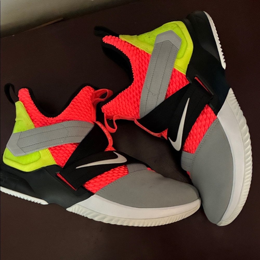 Nike Men's Athletic Shoes - Neon Red and Gray